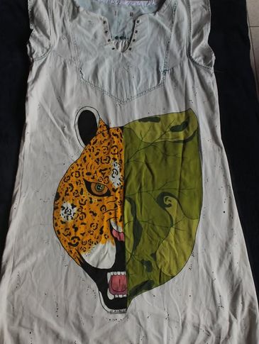 Rio de Janeiro (RJ) 13/01/2025 - Arte em roupa feita pela artista trans Maria Flor  -  Artistas amazônicos usam versos, danças e corpos na defesa da floresta
Foto:Maria Flor/Arquivo pessoal