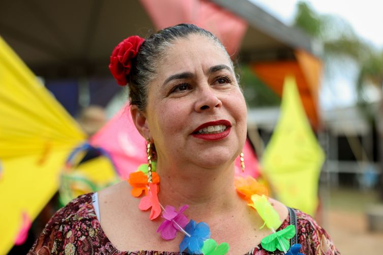 Brasília (DF), 03/03/2025 - Personagem Gabiela Passos, no Bloco carnavalesco, Deficiente é a Mãe, na ruas de Braília.
Foto: Jose Cruz/Agência Brasil