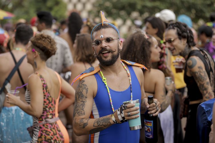 Brasília (DF), 01/03/2025 - Bloco de carnaval, Aparelhinho nas ruas de Brasília.
Foto: Joédson Alves/Agência Brasil