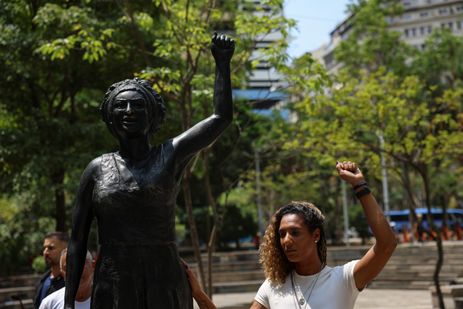 Rio de Janeiro (RJ), 14/03/2025 – A ministra da Igualdade Racial, Anielle Franco fala durante ato em memória de sua irmã, Marielle Franco, na Praça Mário Lago, no centro do Rio de Janeiro. Foto: Tomaz Silva/Agência Brasil