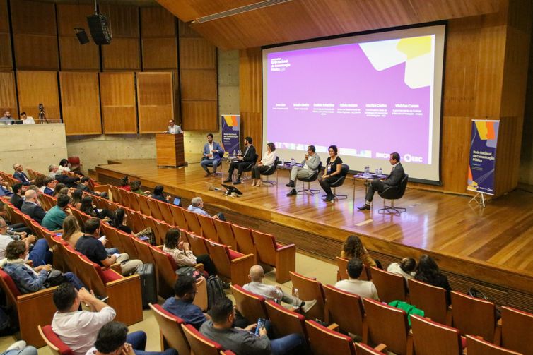 São Paulo (SP), 19/05/2025 - Com participação da EBC, o 1º Encontro da Rede Nacional de Comunicação Pública promove debates sobre o papel das emissoras públicas na prática do jornalismo, na programação cultural e na educação. Estão presentes representantes de organizações nacionais e internacionais, referências na oferta de um serviço público de comunicação gratuito, de qualidade e independente. Foto: Cadu Pinotti/Agência Brasil