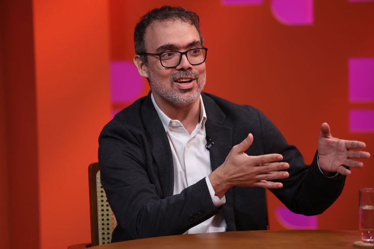 Paulo Pinto/Agência Brasil São Paulo (SP), 10/04/2025 - DR com Demori recebe o advogado Pedro Abramovay. Foto: Paulo Pinto/Agência Brasil