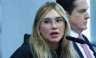 Brasília (DF), 13/05/2025  - Reunião da CPI do Senado que investiga irregularidades no setor de apostas on-line (CPI das Bets) para ouvir a apresentadora, influenciadora e empresária Virginia Pimenta da Fonseca Serrão Costa. Foto: Lula Marques/Agência Brasil