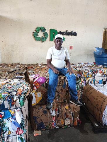 Rio de Janeiro (RJ), 12/06/2025 - Luiz Carlos Santiago, um dos fundadores da Cooperativa dos Trabalhadores do Complexo de Bonsucesso (Cootrabom). Foto: Cootrabom/Divulgação