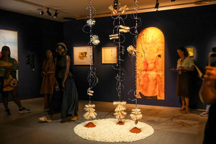 Brasília (DF), 23/07/2025 - Exposição mirasawá alumbramento no 18º Festival Latinidades celebra protagonismo das mulheres negras até 31 de julho
Foto: José Cruz/Agência Brasil