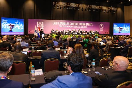 Assunção, 08/08/2025 - Jogos Pan-Americanos Júnior Assunção 2025 - Assembléia PANAM. O presidente do COB Marco La Porta apresenta candidatura das cidades do Rio de Janeiro e Niteroi para sedes dos Jogos PanAmericanos e ParaPan de 2031. Foto: Miriam Jeske/COB