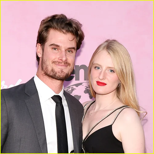 Hayden Begley e namorado