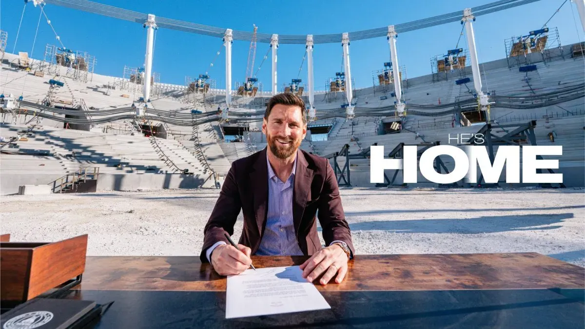 Anúncio do Inter Miami da extensão do contrato de Lionel Messi.