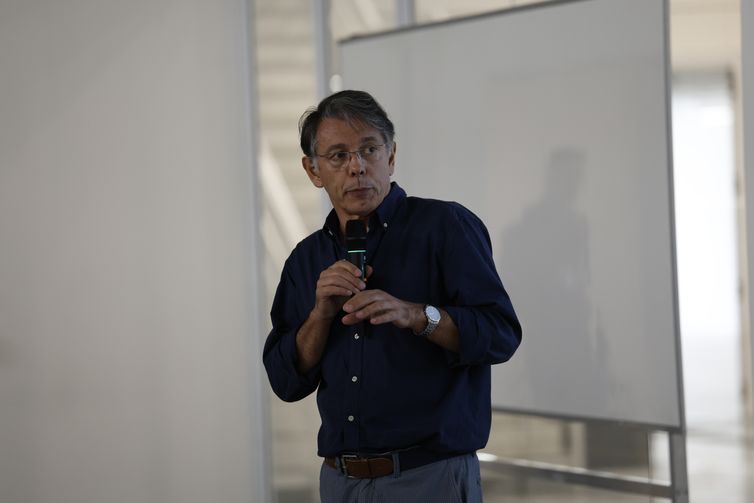 Fernando Frazão/Agência Brasil Rio de Janeiro (RJ) 19/08/2024 – O professor Marcelo Viana, diretor geral do Instituto de Matemática Pura e Aplicada, no campus do Impa Tech. Foto: Fernando Frazão/Agência Brasil