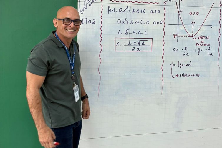 Rio de Janeiro (RJ), 15/10/2024 - Dia do professor. Marcos Nunes. Foto: Marcos Nunes/Arquivo Pessoal