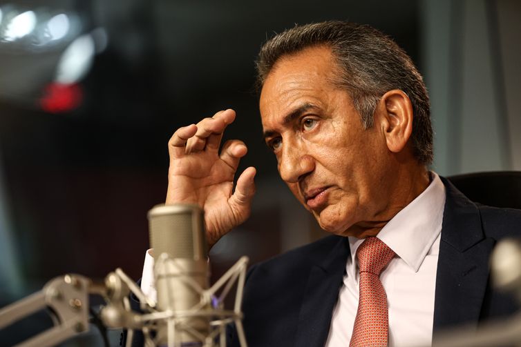 Brasília (DF), 28/08/2025 - O ministro da Integração e do Desenvolvimento Regional, Waldez Góes, dá entrevista ao programa Bom Dia, Ministro. Foto: Marcelo Camargo/Agência Brasil