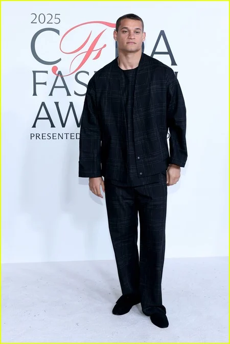 Celebridades nos CFDA Awards