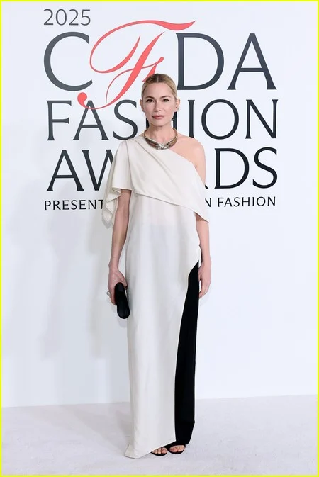 Celebridades nos CFDA Awards