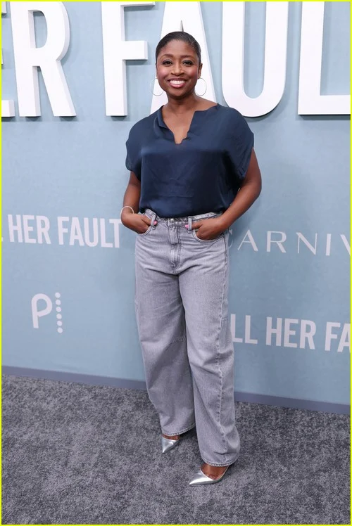 Fotos de estreia de All Her Fault