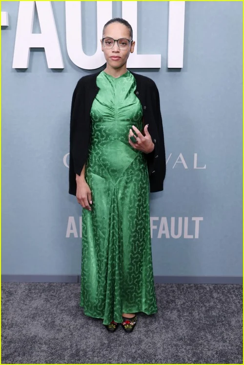 Fotos de estreia de All Her Fault