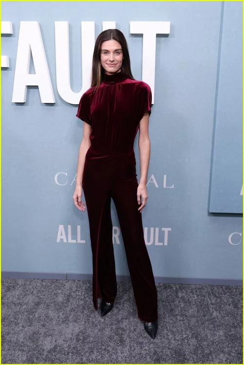 Fotos de estreia de All Her Fault