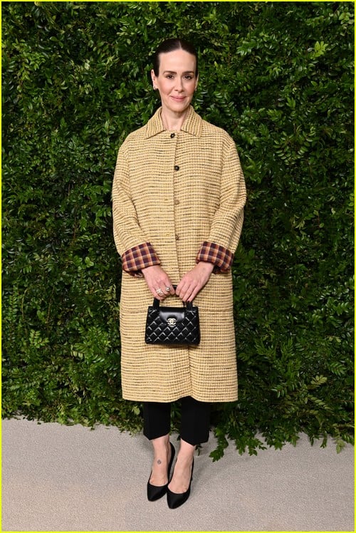 Almoço Feminino da Academia apresentado por fotos da Chanel