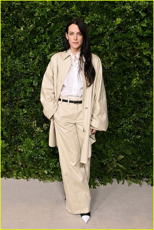Almoço Feminino da Academia apresentado por fotos da Chanel