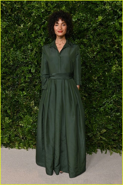 Almoço Feminino da Academia apresentado por fotos da Chanel