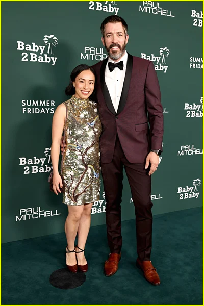 celebridades participando da Baby2Baby Gala