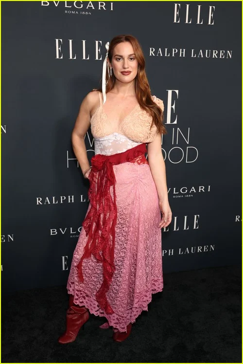 Elle Mulheres na celebração de Hollywood