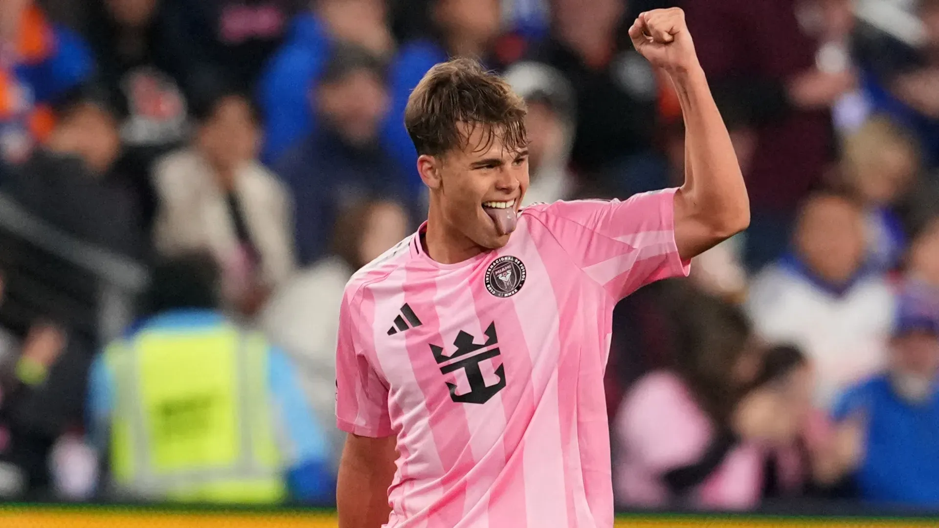 Mateo Silvetti #24 do Inter Miami CF comemorando.