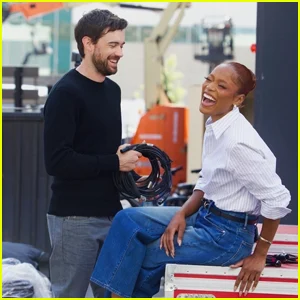 Keke Palmer e Jack Whitehall brincam no novo programa 'The'Burbs' ambientado em Los Angeles
