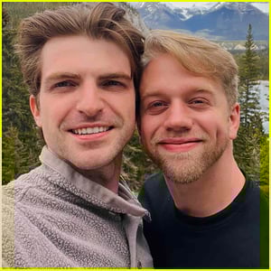 O ator Johnny Link de 'Minha vida com os Walter Boys' se casa com Matthew Davies!