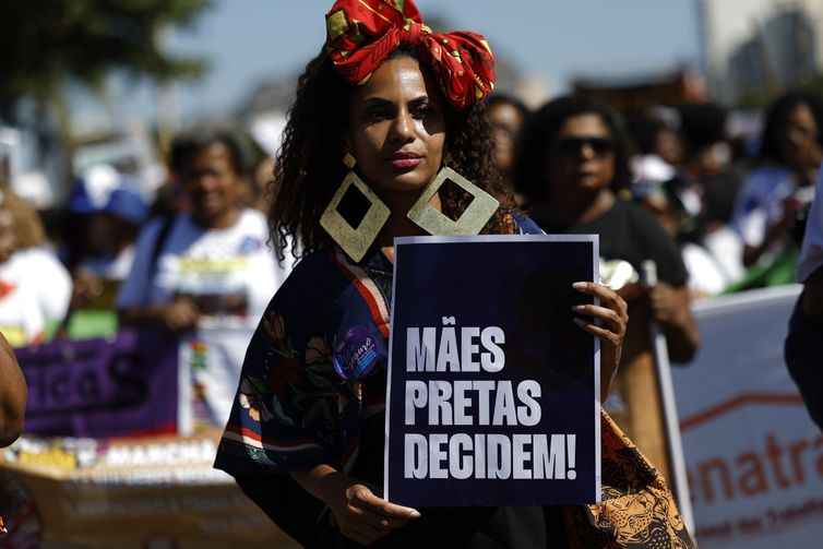 Rio de Janeiro (RJ), 27/07/2025 – XI Marcha das Mulheres Negras, em Copacabana, mobilização contra o racismo, por justiça e bem viver. Foto: Fernando Frazão/Agência Brasil