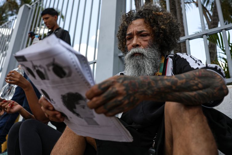 Brasília (DF), 16/11/2025 - José Eduardo Nascimento durante entrevista antes da realização do segundo dia do Exame Nacional do Ensino Médio (Enem) 2025. Foto: Marcelo Camargo/Agência Brasil