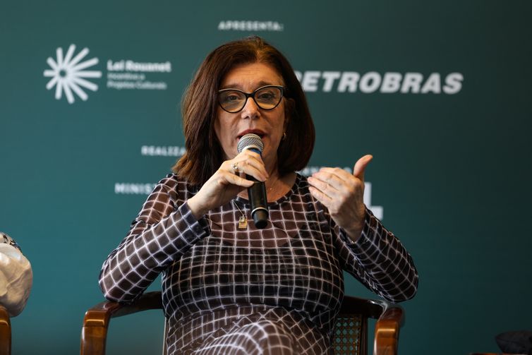 Tomaz Silva/Agência Brasil Rio de Janeiro (RJ), 27/11/2025 – A presidente da Petrobras, Magda Chambriard durante anúncio da volta da Árvore de Natal da Lagoa, no Clube dos Caiçaras, na zona sul do Rio de Janeiro. Foto: Tomaz Silva/Agência Brasil