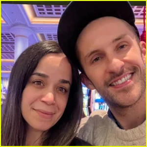 A irmã Christina do escritor de 'SNL' Jimmy Fowlie está desaparecida e pede ajuda para localizá-la