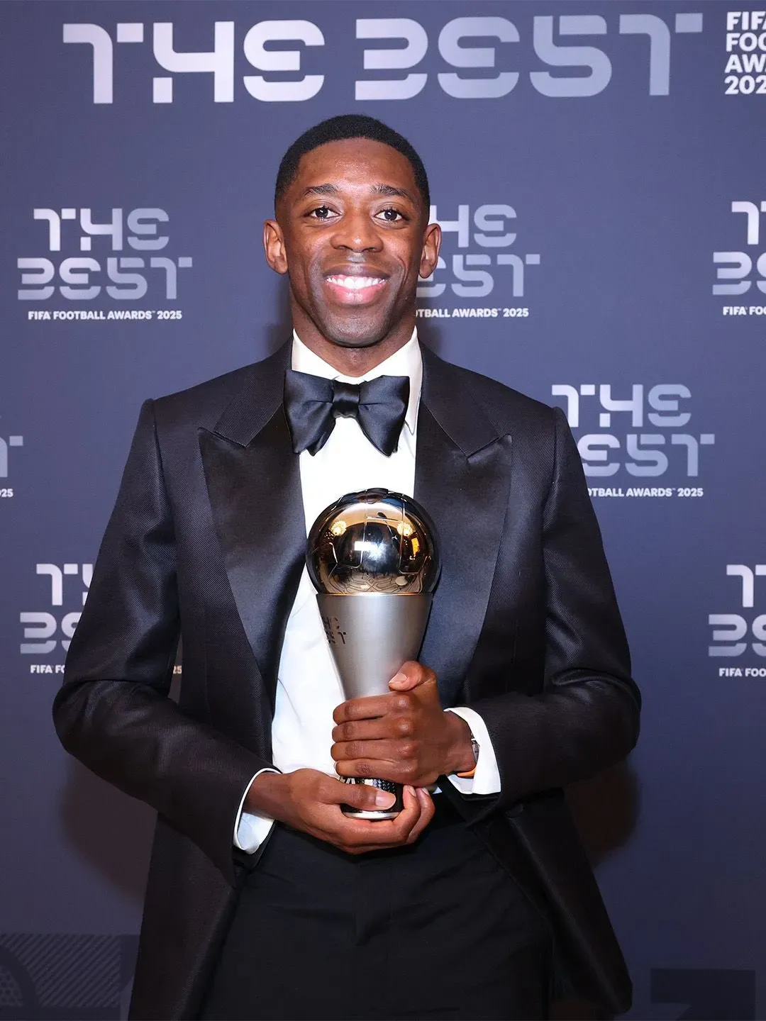 Ousmane Dembele premiado com o prêmio FIFA The Best de 2025.