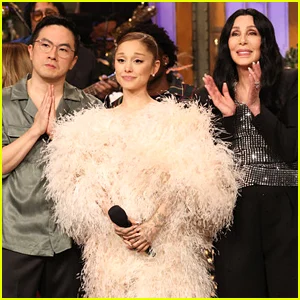 Ariana Grande recebe apoio nos bastidores do ‘SNL’ do namorado Ethan Slater, melhor amiga Elizabeth Gillies e mais