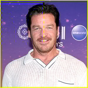 Bart Johnson está expandindo seus tweets sobre como colocar todos em seu podcast de ‘High School Musical’ e afirma que fazer malabarismos com horários pode ser difícil