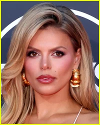 Brooks Nader dissolve preenchimento labial como 'presente de Natal' para seus pais