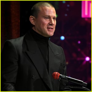 Channing Tatum se torna emocionado em homenagem ao falecido dançarino Stephen 'tWitch' Boss durante a primeira cerimônia do Dance Hall of Fame