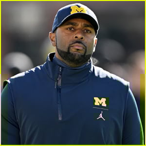 Ex-técnico do Michigan, Sherrone Moore, detido pela polícia após ser demitido por 'relacionamento impróprio'