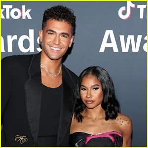 Ezra Sosa e Jordan Chiles da DWTS reagem aos rumores de noivado e fazem tatuagens de 'recém-casados' correspondentes