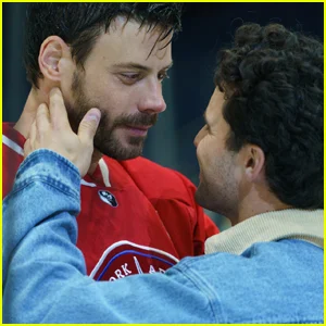 Final da 1ª temporada de 'Heated Rivalry': François Arnaud provoca 'Big Moment' para Scott