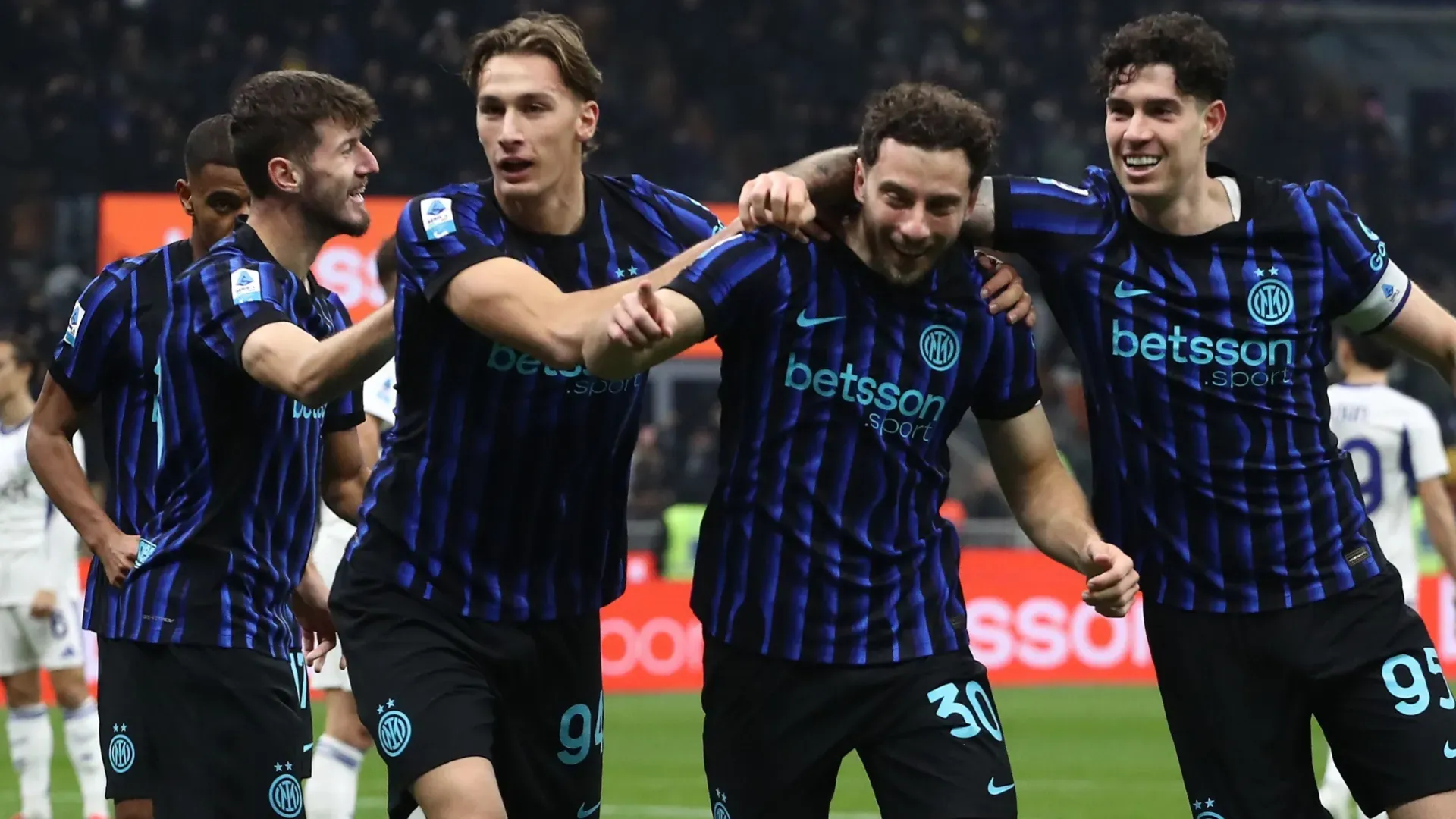 Jogadores do Inter de Milão comemorando