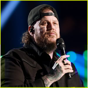 Jelly Roll diz que poderia 'sentir-me morrendo' antes de perder 90 quilos