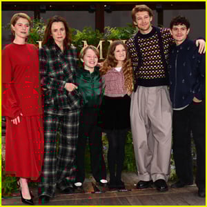 Jessie Buckley, Joe Alwyn e mais saem para o photocall de 'Hamnet' em Londres