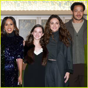 Kerry Washington, Cailee Spaeny, Mila Kunis e mais saem para a exibição de 'Wake Up Dead Man' em Nova York!