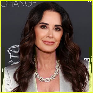 Kyle Richards revela que estava ‘em um relacionamento’ após a separação de Mauricio Umansky