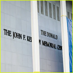 Mais artistas cancelam shows no Kennedy Center em meio à mudança de nome de Trump, o presidente do local planeja processar Chuck Redd