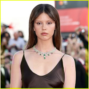 Mia Goth dá uma atualização sobre o status do filme 'Blade' da Marvel em meio a atrasos