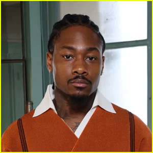 O chef pessoal de Stefon Diggs afirma que bateu e sufocou ela e uma mulher sem nome foi chamada para dizer a ela para não agravar a situação