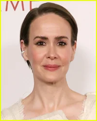 Sarah Paulson se transforma na assassina em série Aileen Wuornos quando começa a filmar a 4ª temporada de 'Monster'