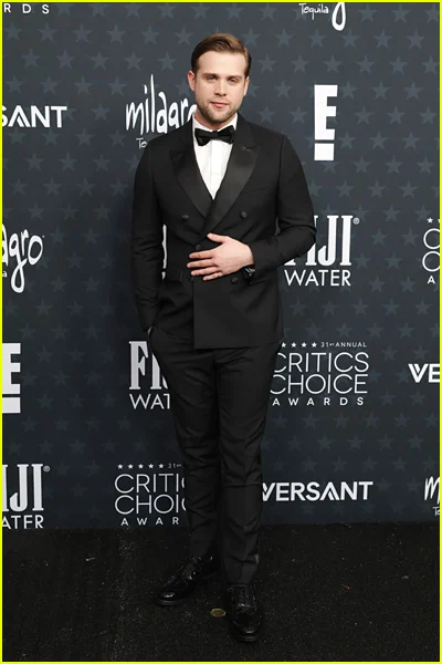 celebridades no Critics Choice Awards